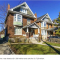 Toronto Two houses offer a study in how to set an asking price